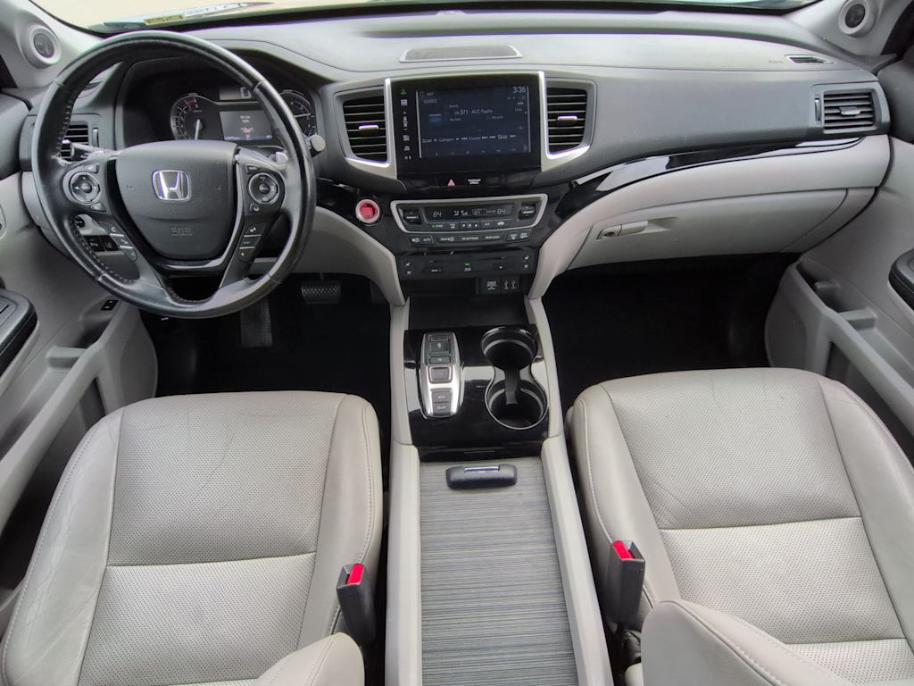 Thumbnail: 2016 Honda Pilot - 9