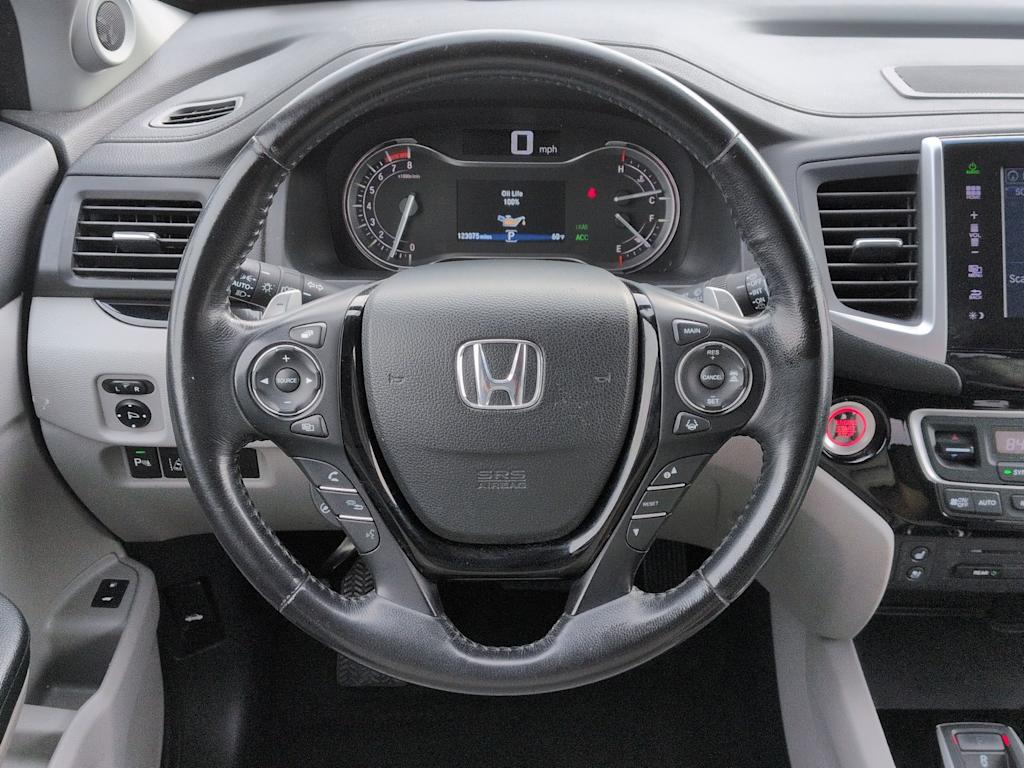 Thumbnail: 2016 Honda Pilot - 13