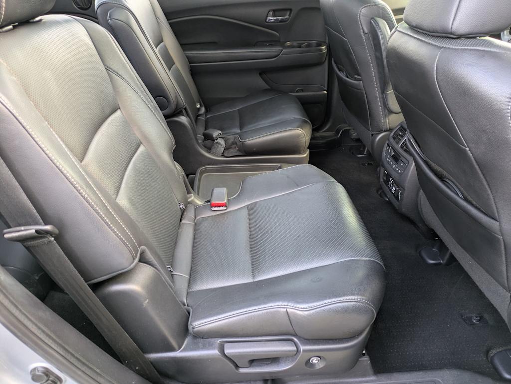 Thumbnail: 2019 Honda Pilot - 27