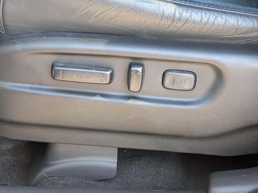 Thumbnail: 2019 Honda Pilot - 24