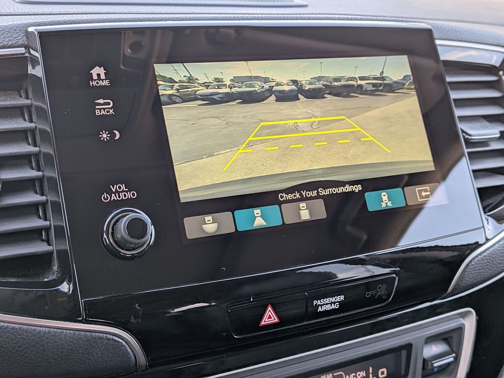 Thumbnail: 2019 Honda Pilot - 32