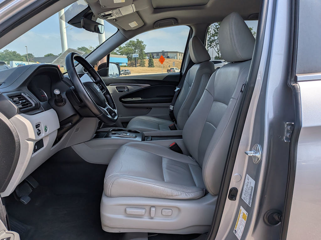 Thumbnail: 2021 Honda Pilot - 9