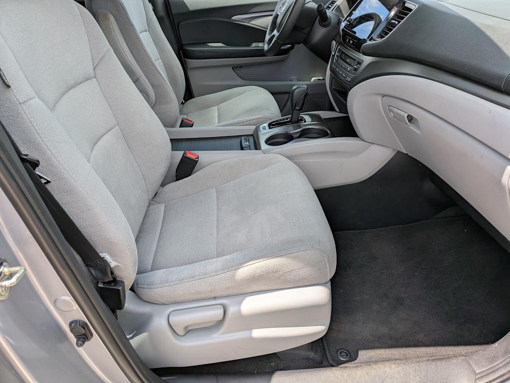 Thumbnail: 2019 Honda Pilot - 11
