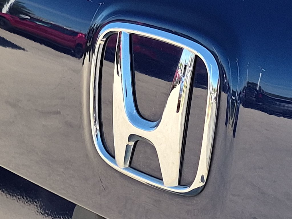 Thumbnail: 2018 Honda Pilot - 25