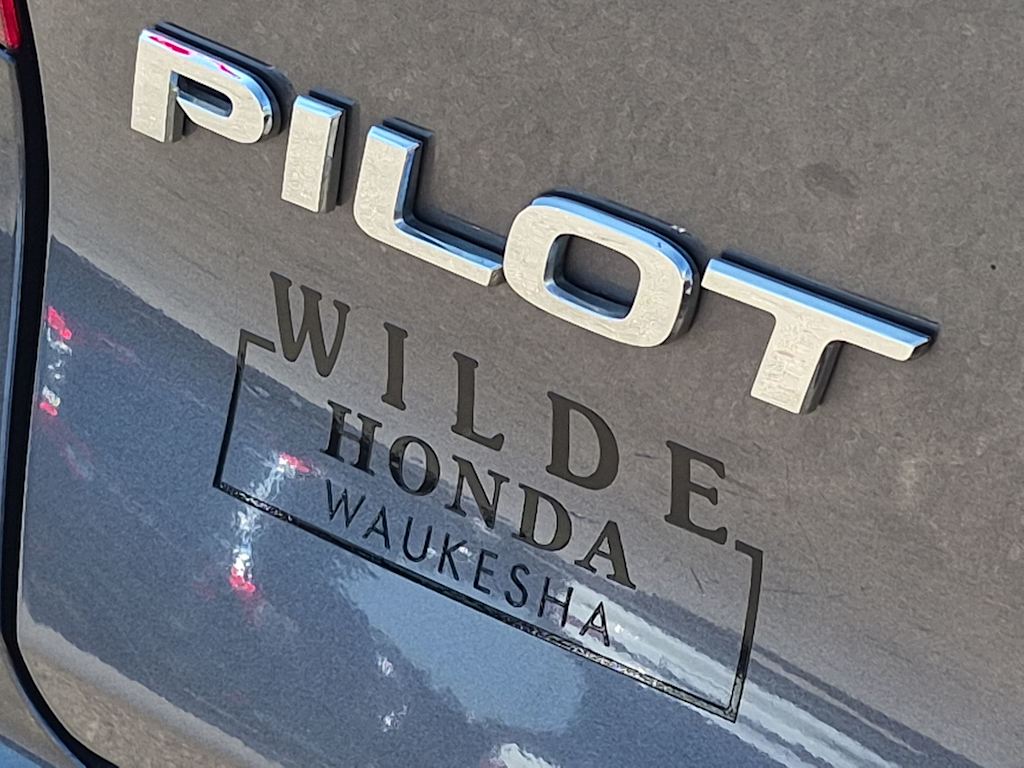 Thumbnail: 2018 Honda Pilot - 7