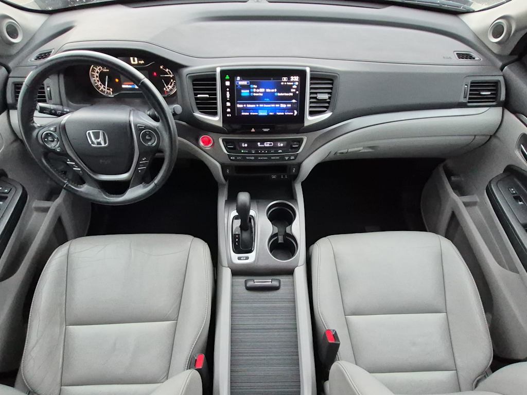 Thumbnail: 2016 Honda Pilot - 9