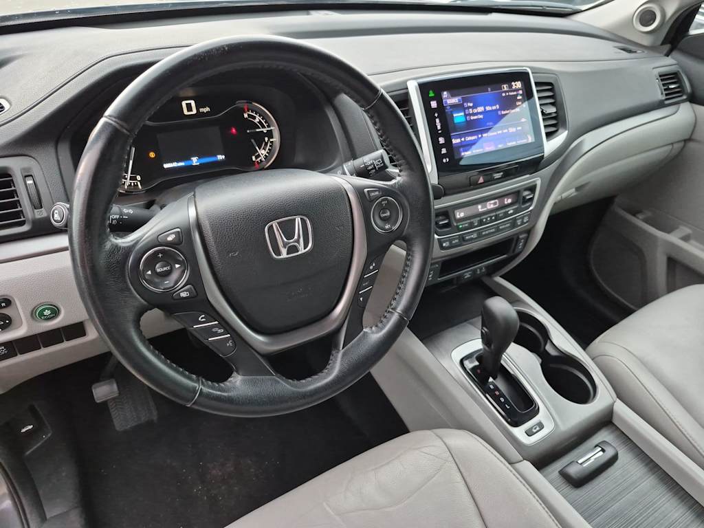 Thumbnail: 2016 Honda Pilot - 2