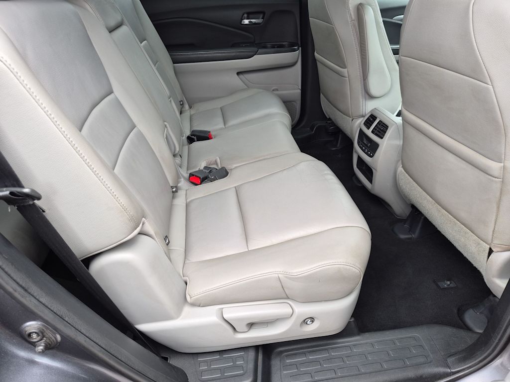 Thumbnail: 2016 Honda Pilot - 28