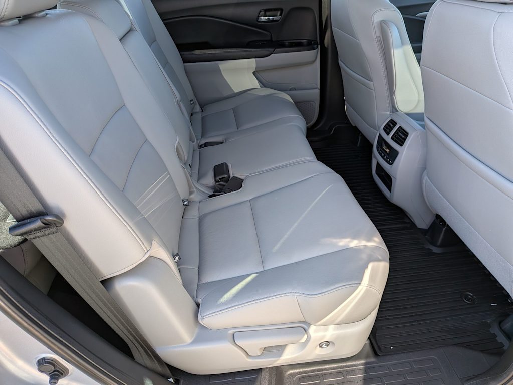 Thumbnail: 2018 Honda Pilot - 11