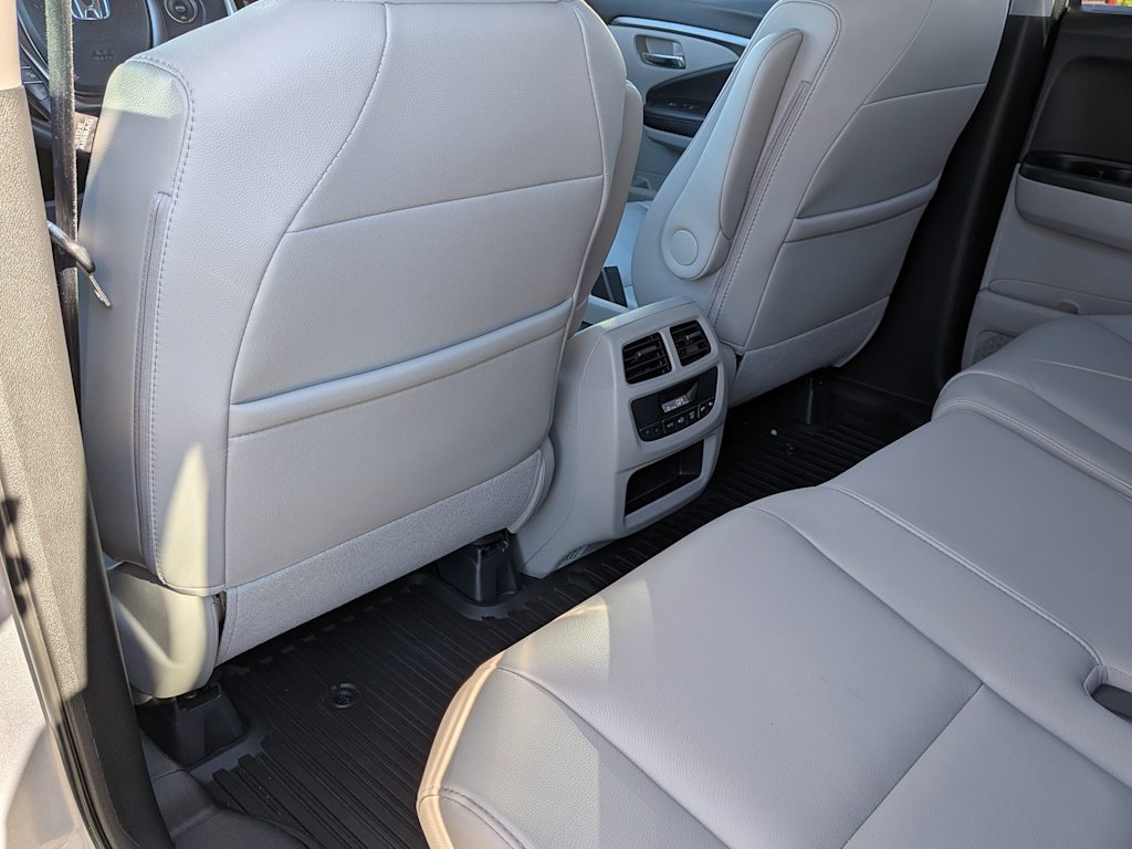 Thumbnail: 2018 Honda Pilot - 31