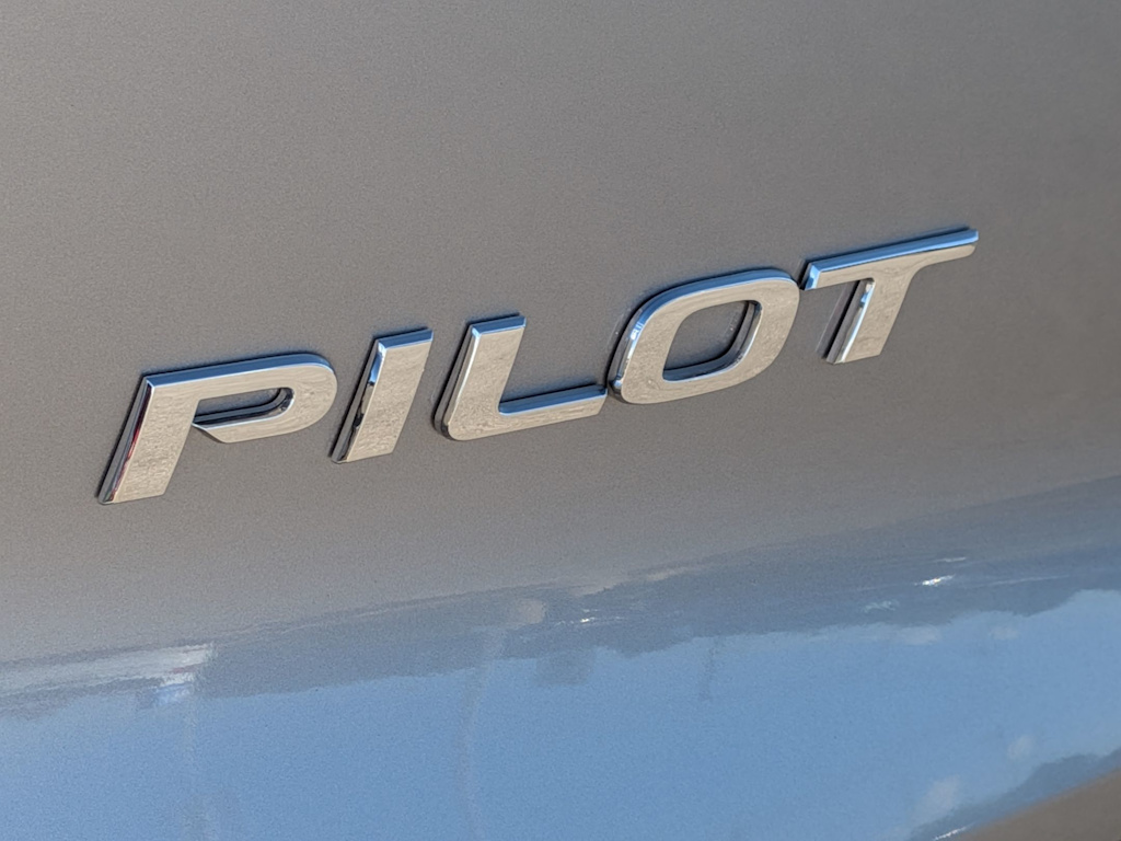 Thumbnail: 2018 Honda Pilot - 7