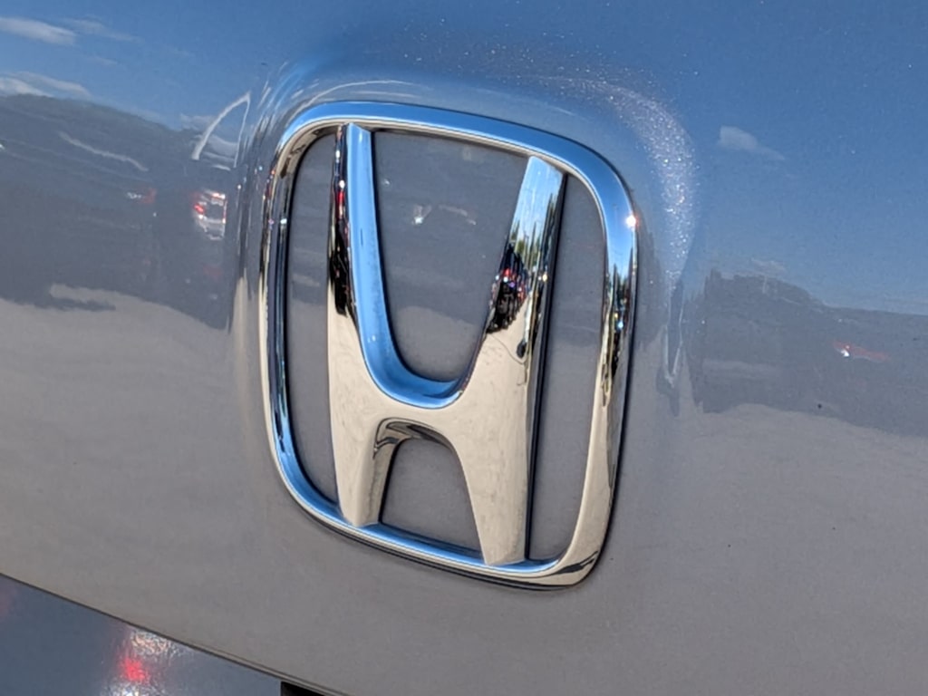 Thumbnail: 2018 Honda Pilot - 28