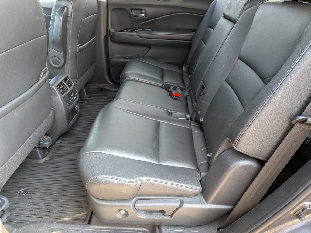Thumbnail: 2019 Honda Pilot - 28