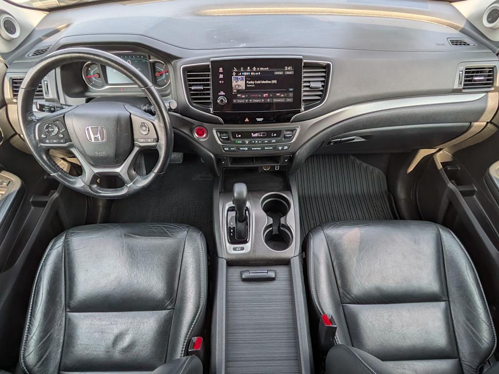 Thumbnail: 2019 Honda Pilot - 9