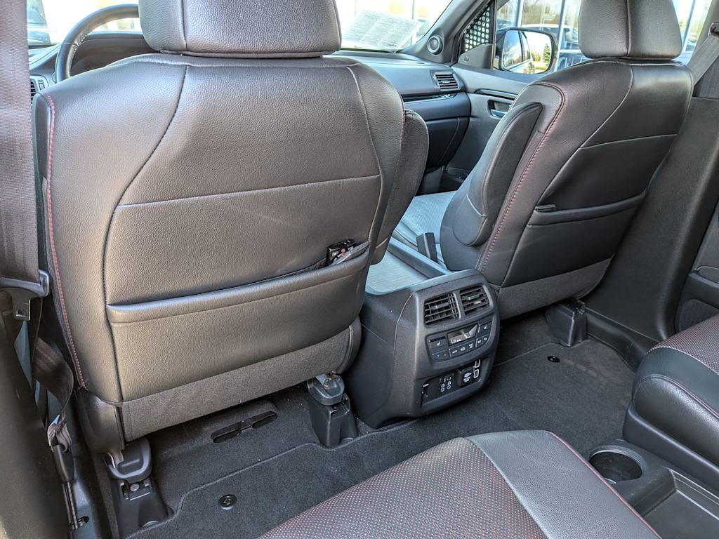 Thumbnail: 2020 Honda Pilot - 30