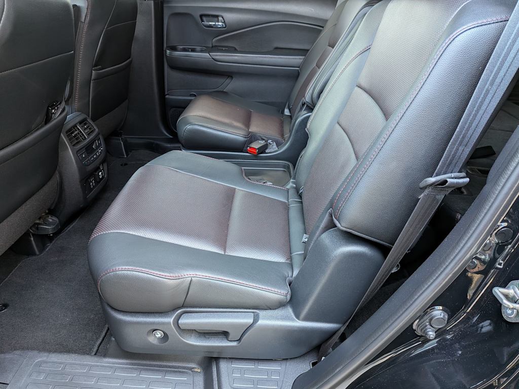 Thumbnail: 2020 Honda Pilot - 32