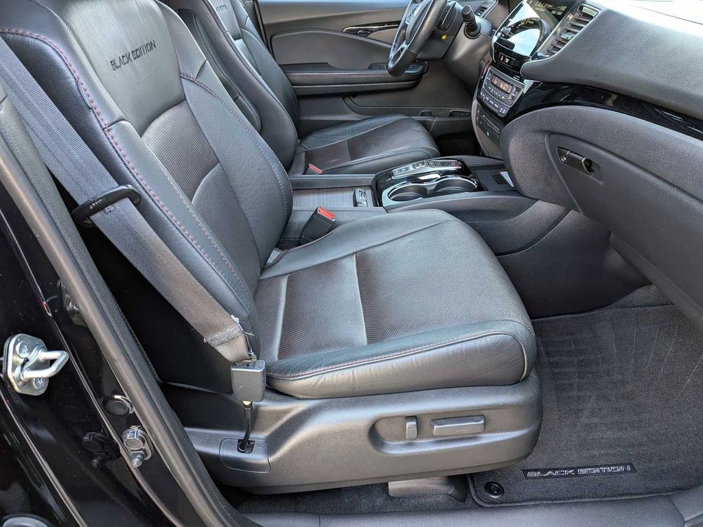 Thumbnail: 2020 Honda Pilot - 33