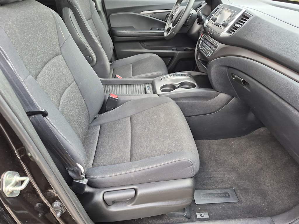 Thumbnail: 2019 Honda Passport - 11