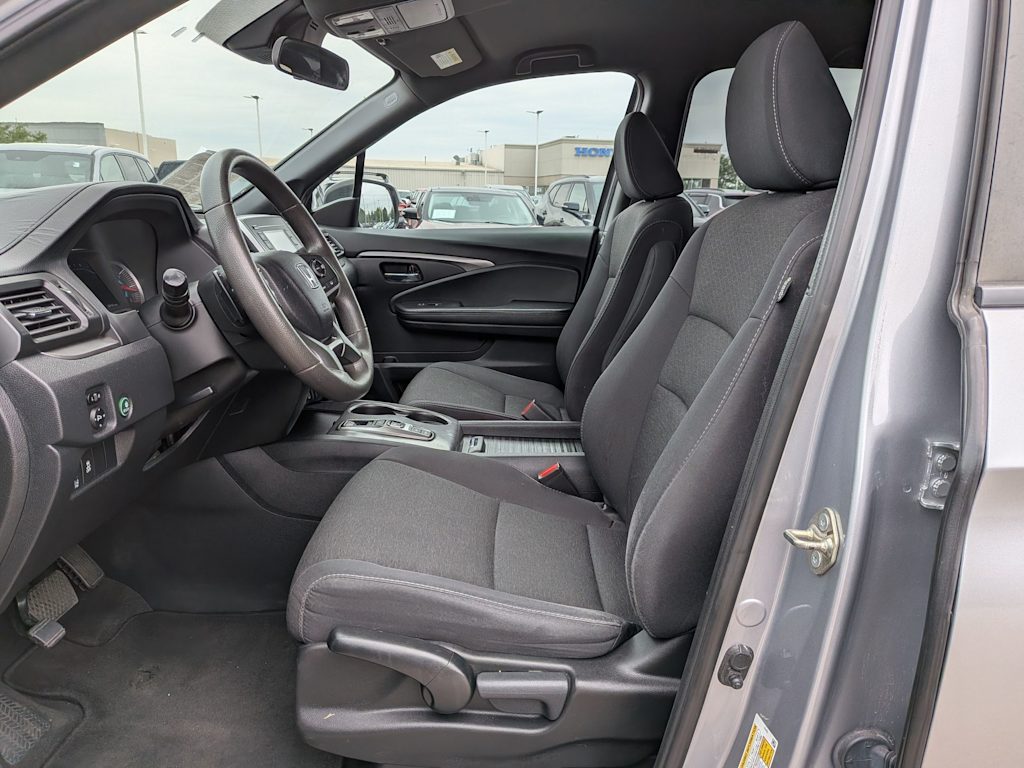 Thumbnail: 2019 Honda Passport - 10