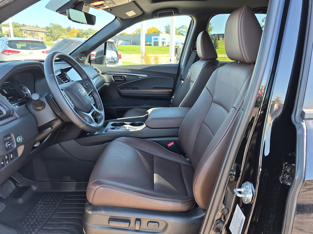Thumbnail: 2025 Honda Passport - 10