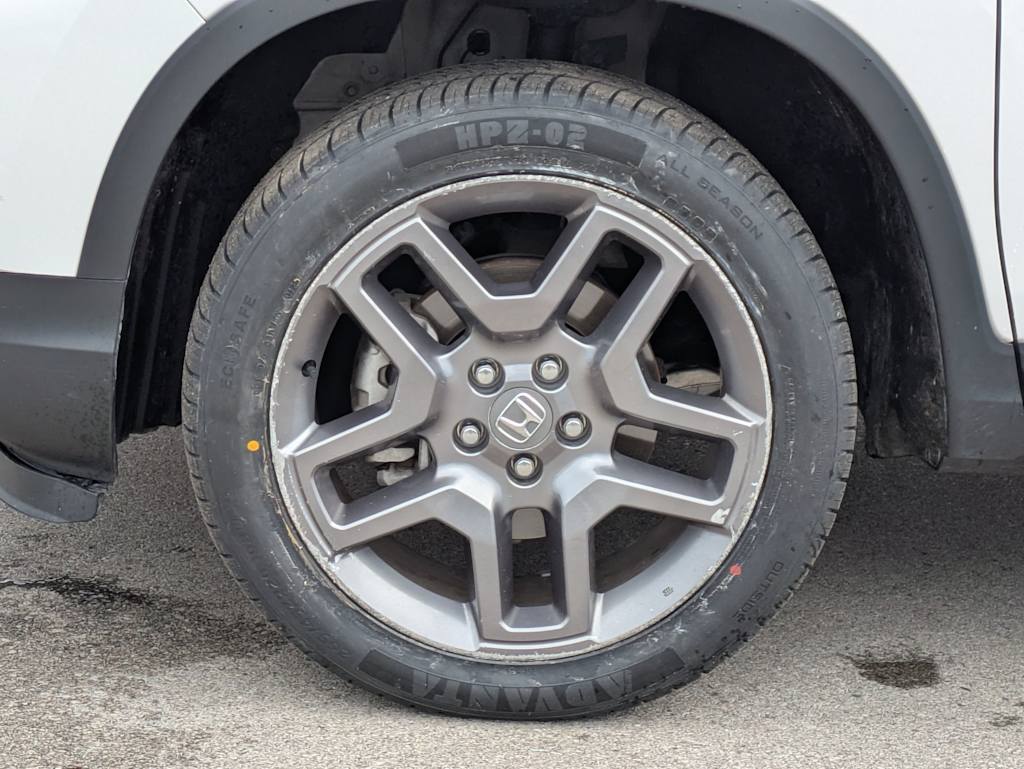 Thumbnail: 2023 Honda Passport - 8