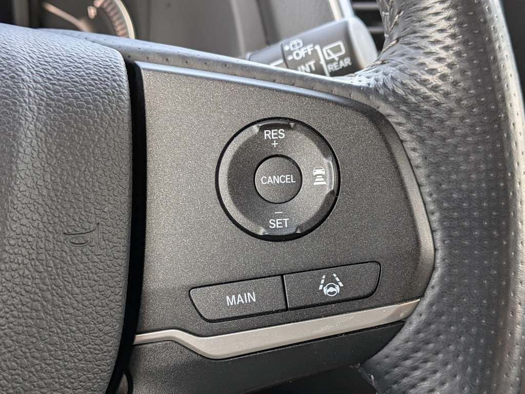 Thumbnail: 2023 Honda Passport - 32