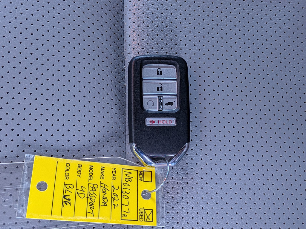 Thumbnail: 2022 Honda Passport - 18