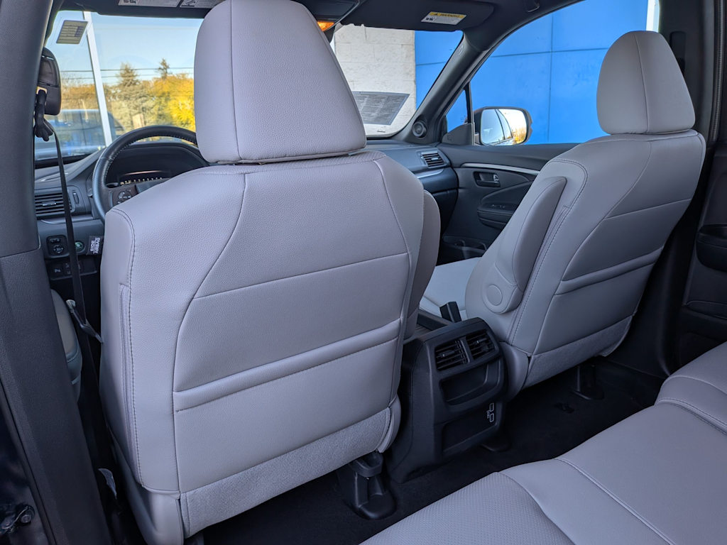 Thumbnail: 2022 Honda Passport - 12