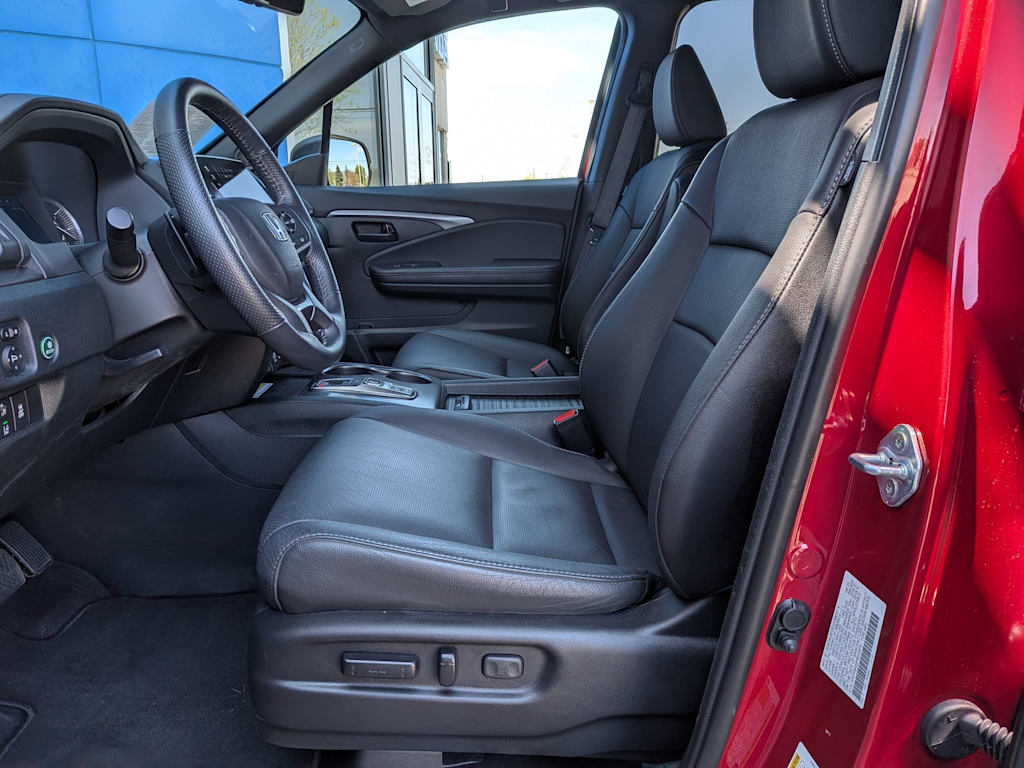 Thumbnail: 2023 Honda Passport - 10