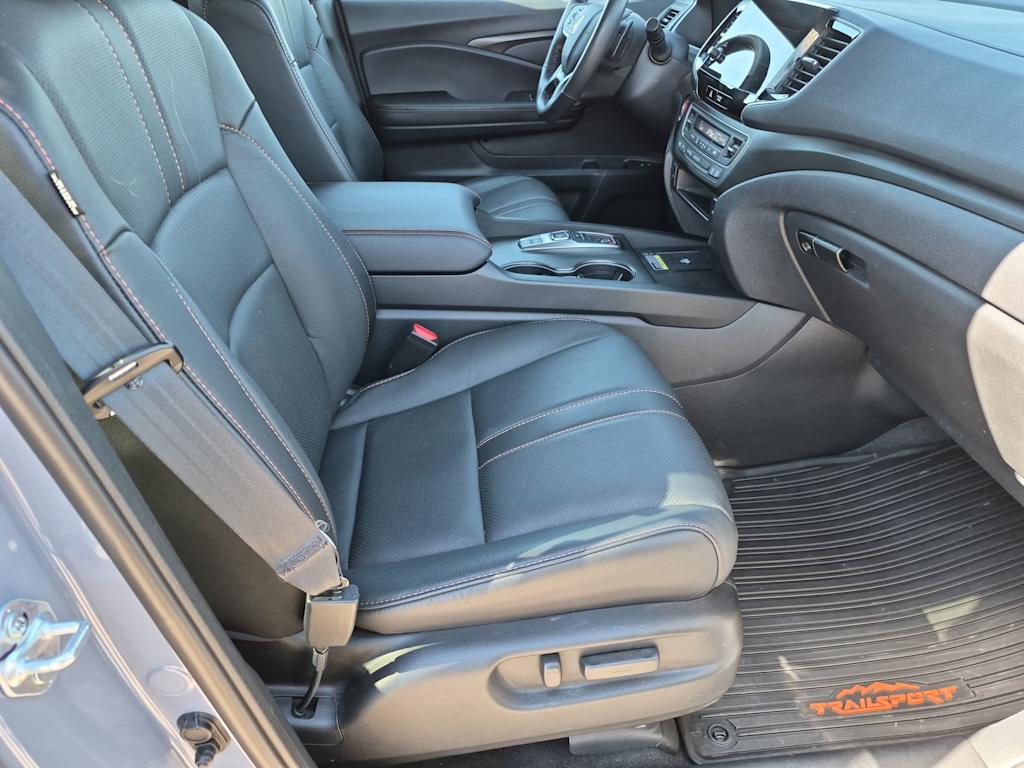 Thumbnail: 2024 Honda Passport - 11
