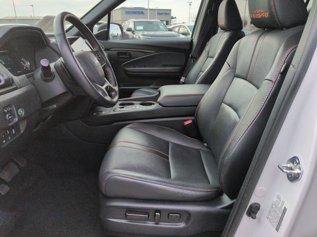 Thumbnail: 2024 Honda Passport - 9