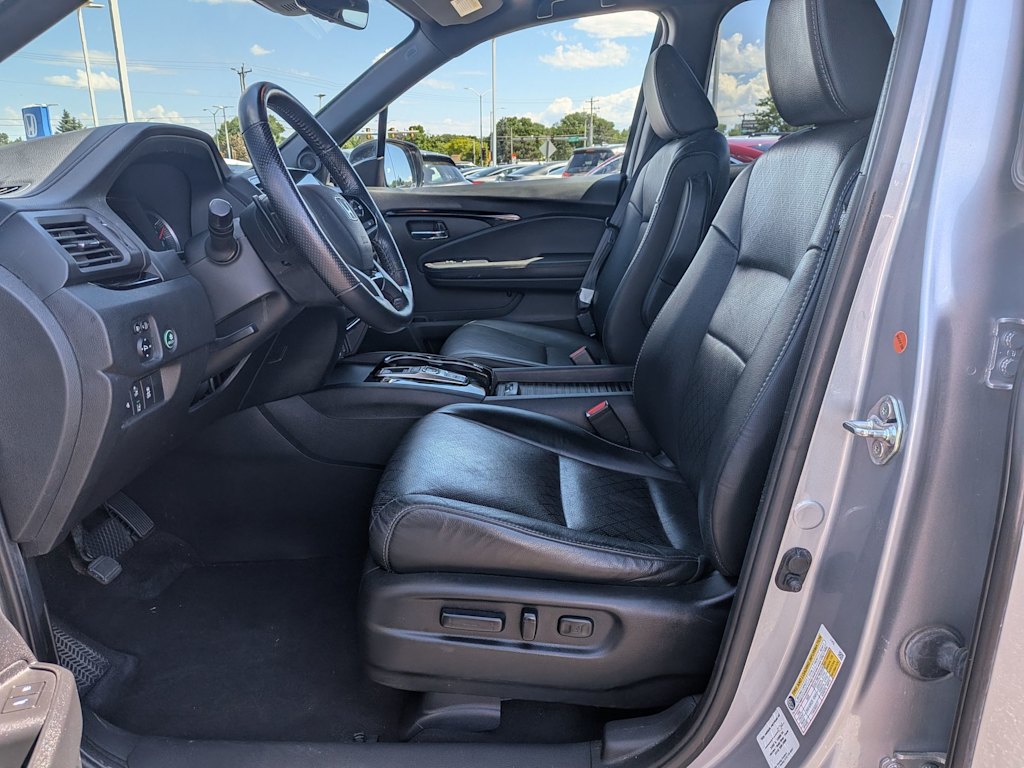 Thumbnail: 2019 Honda Passport - 9