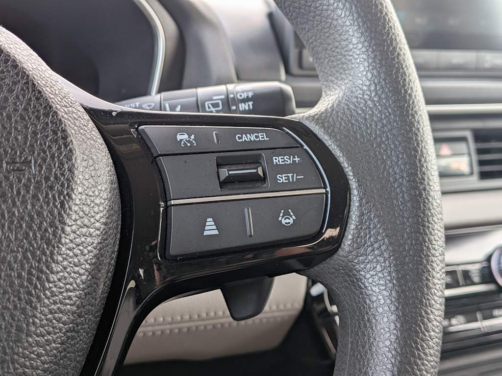 Thumbnail: 2023 Honda Pilot - 28