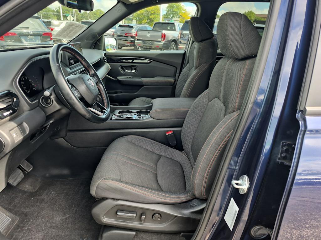Thumbnail: 2024 Honda Pilot - 10