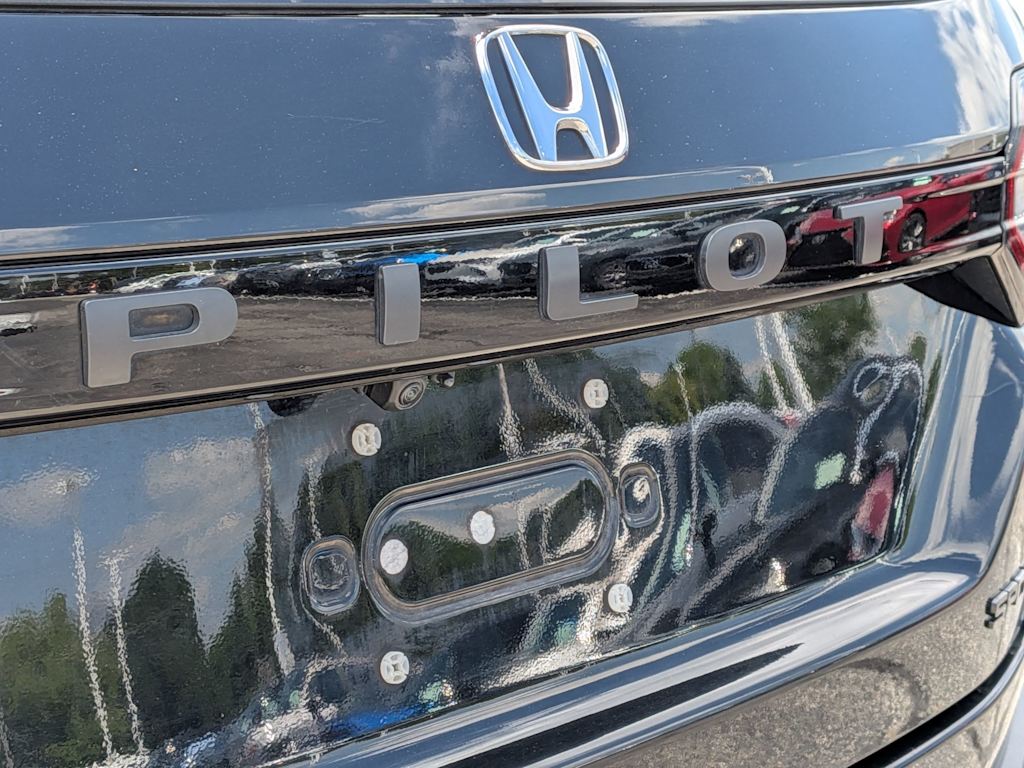 Thumbnail: 2023 Honda Pilot - 6