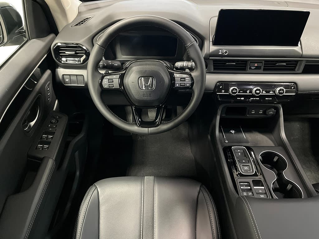Thumbnail: 2026 Honda Pilot - 10