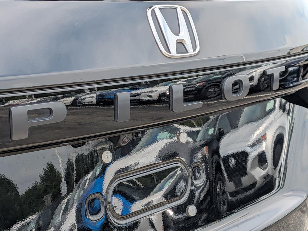 Thumbnail: 2025 Honda Pilot - 7