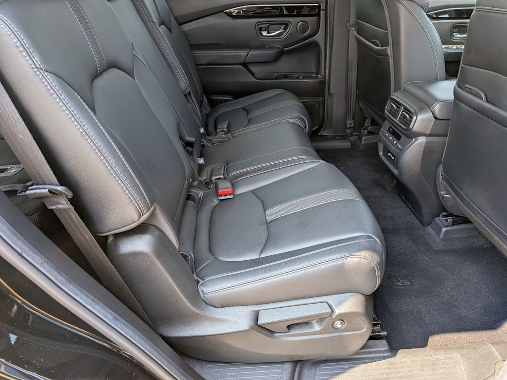Thumbnail: 2025 Honda Pilot - 25