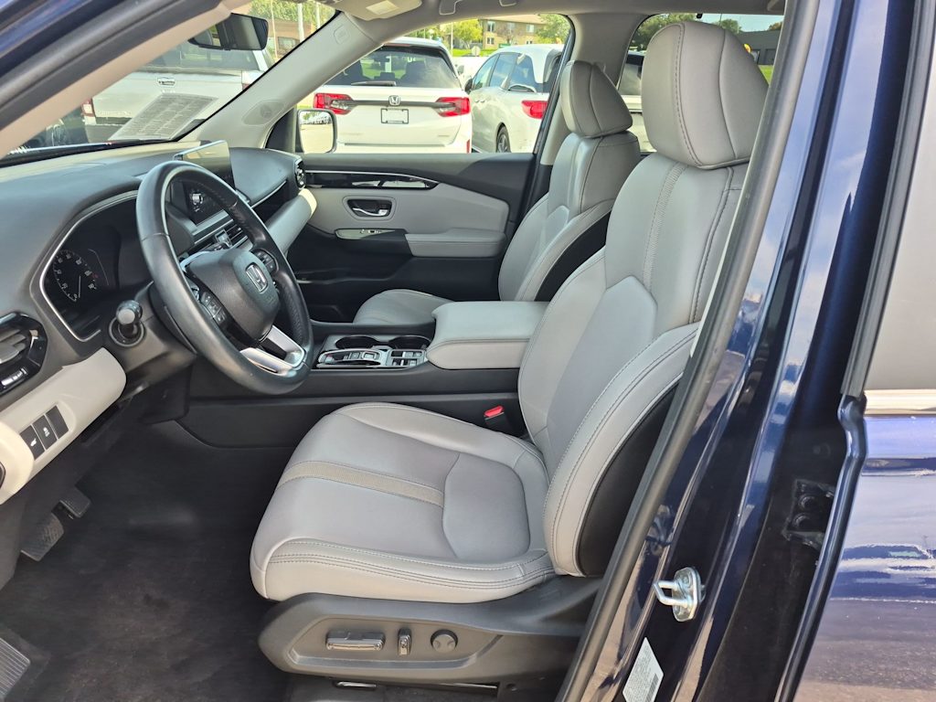 Thumbnail: 2025 Honda Pilot - 9