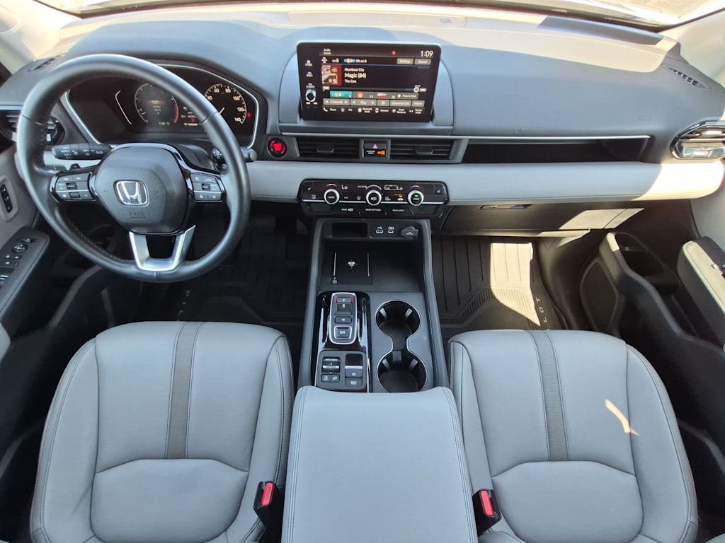 Thumbnail: 2025 Honda Pilot - 8