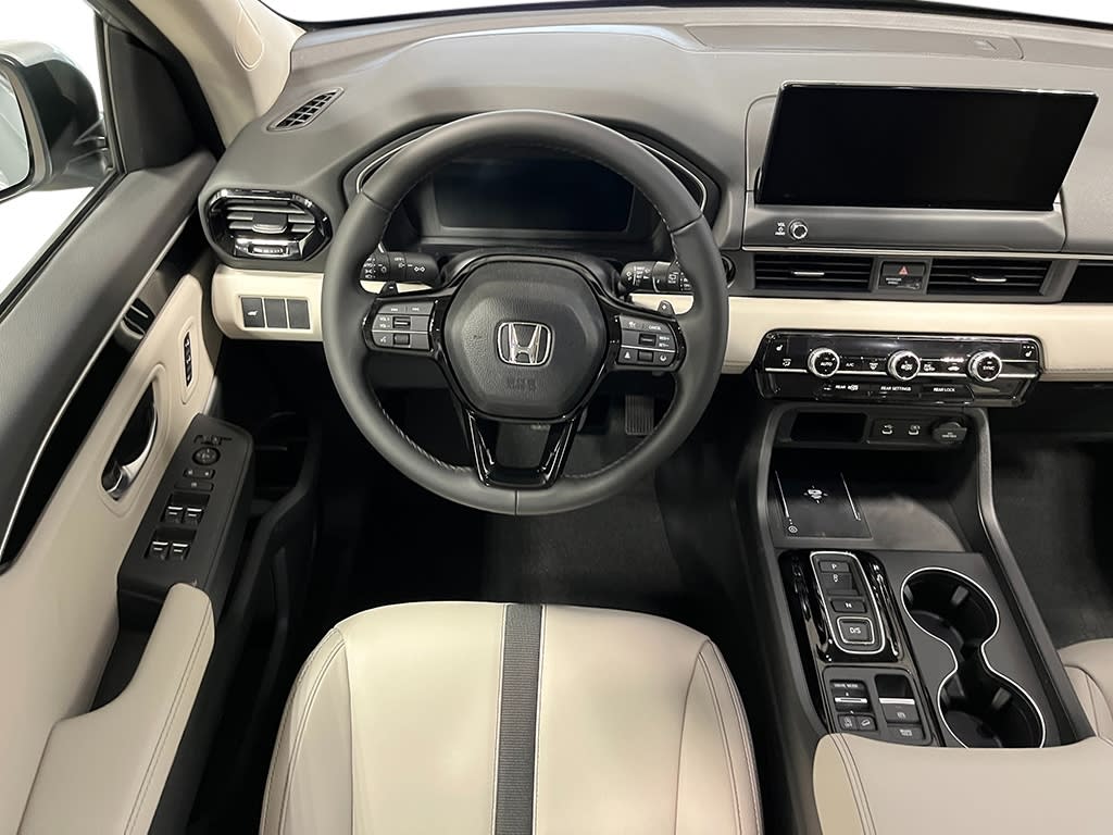 Thumbnail: 2026 Honda Pilot - 9