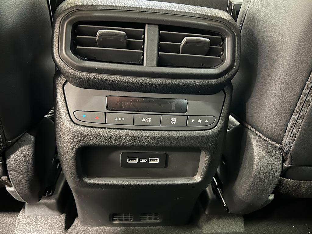 2025 Honda Pilot EX-L 31