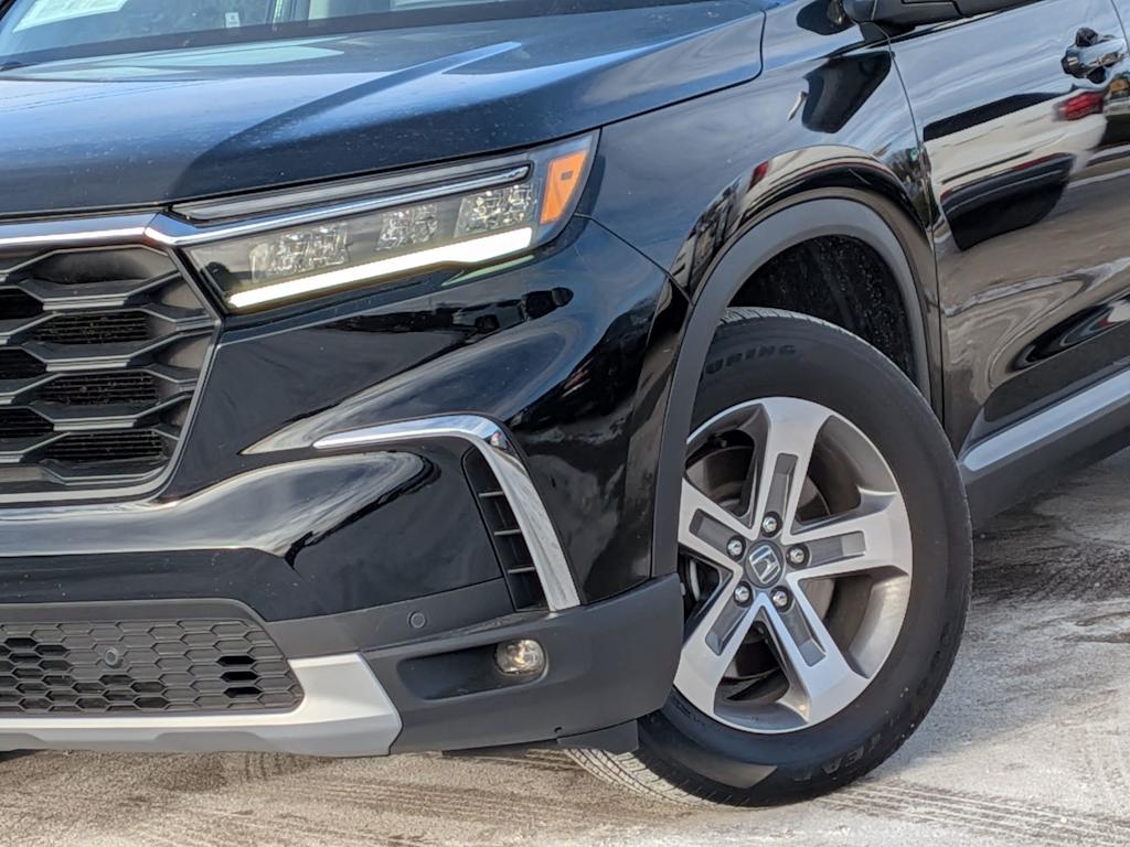 Thumbnail: 2023 Honda Pilot - 7