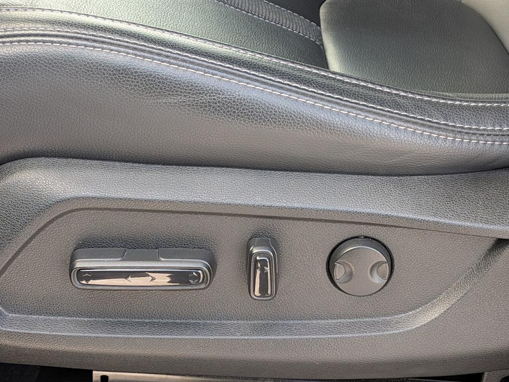 Thumbnail: 2023 Honda Pilot - 22