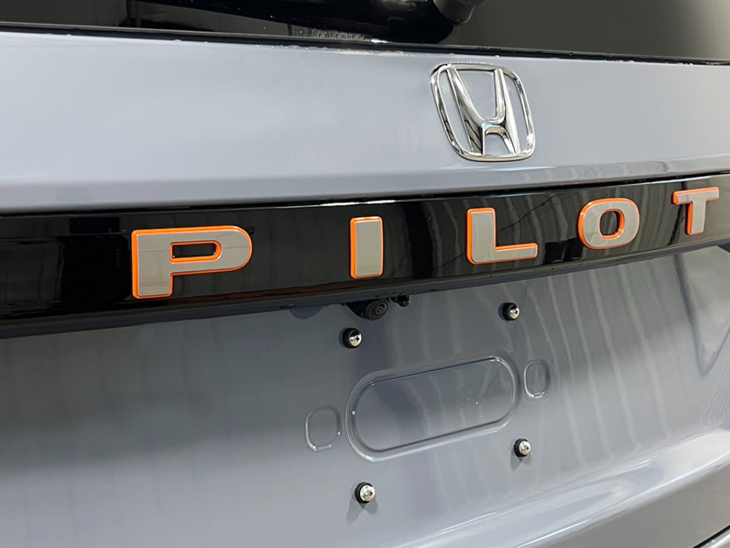 Thumbnail: 2026 Honda Pilot - 17