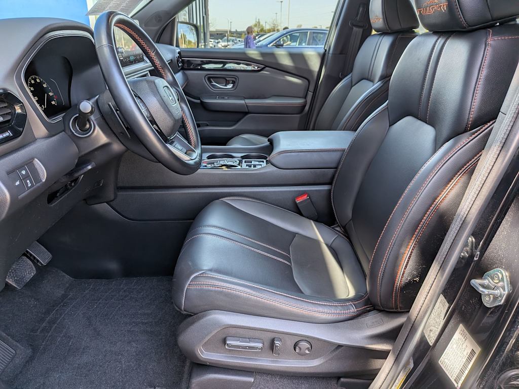 Thumbnail: 2024 Honda Pilot - 9