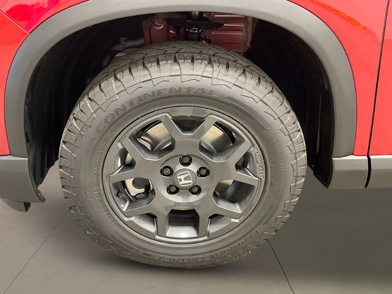 Thumbnail: 2025 Honda Pilot - 8