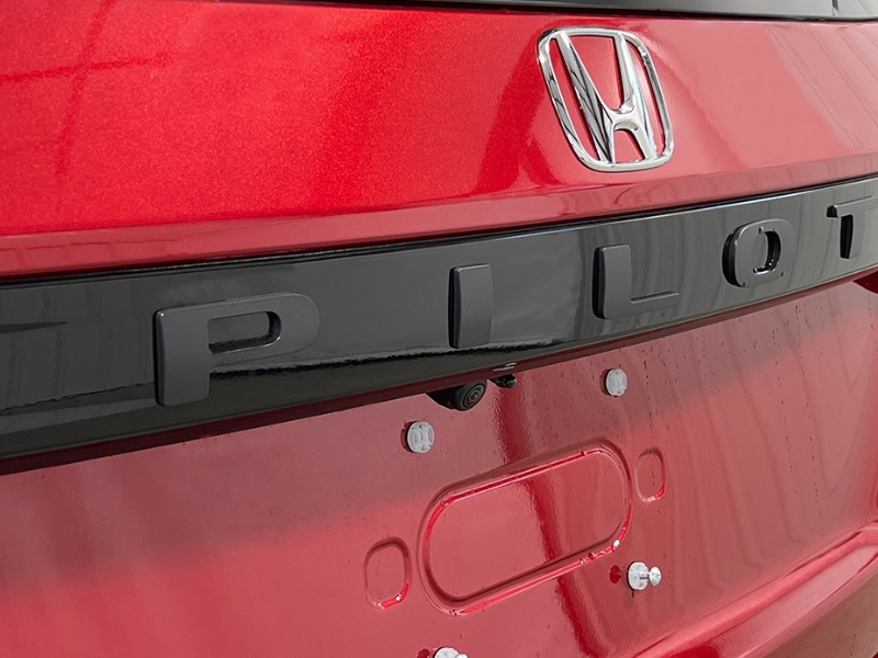 Thumbnail: 2025 Honda Pilot - 16