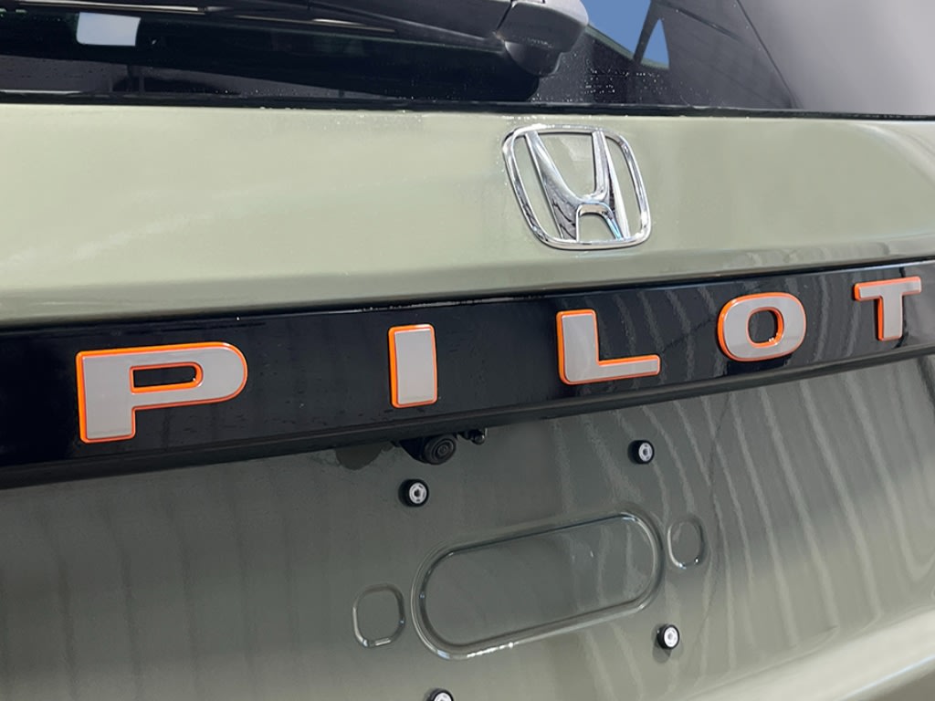 Thumbnail: 2026 Honda Pilot - 17