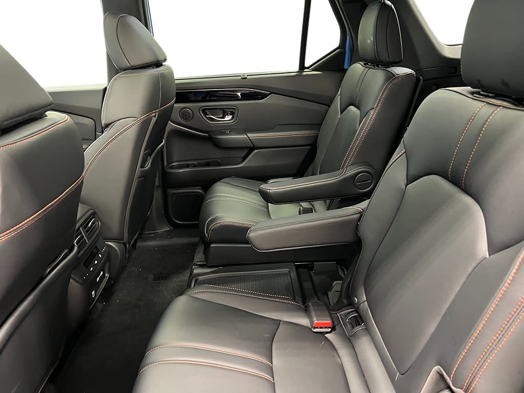 2025 Honda Pilot TrailSport 13